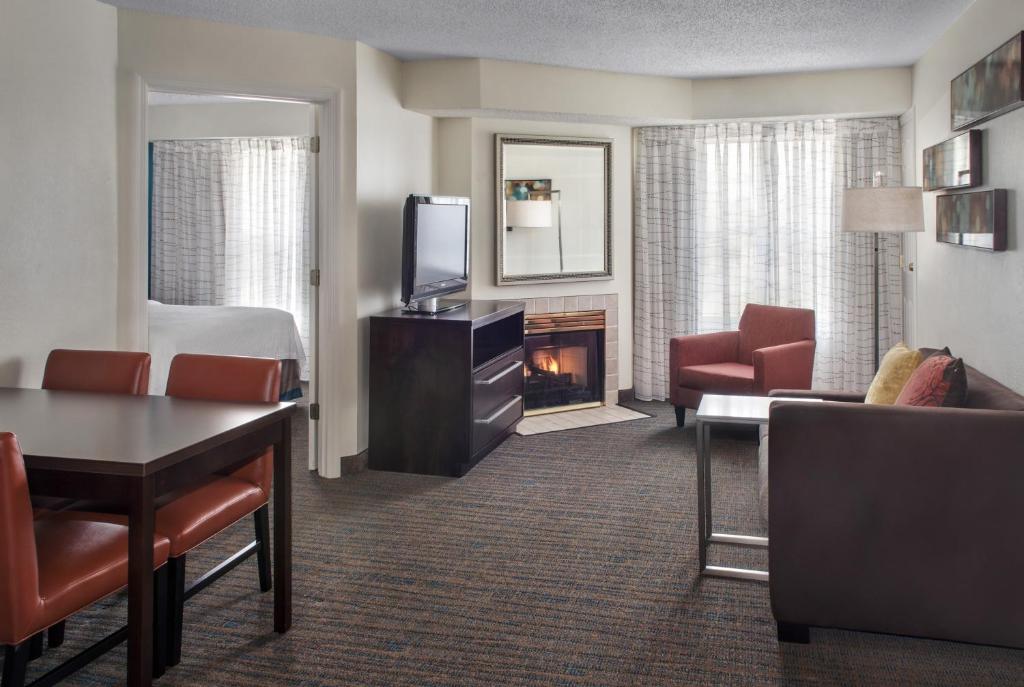 Residence Inn Pittsburgh Cranberry Township - image 7