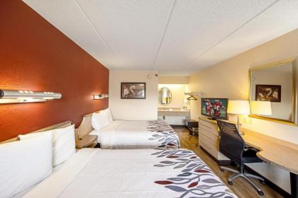 Red Roof Inn Pittsburgh North Cranberry Township - image 15