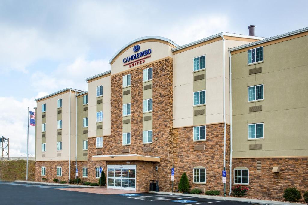 Candlewood Suites Pittsburgh-Cranberry an IHG Hotel - main image