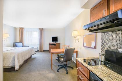 Candlewood Suites Pittsburgh-Cranberry an IHG Hotel - image 11