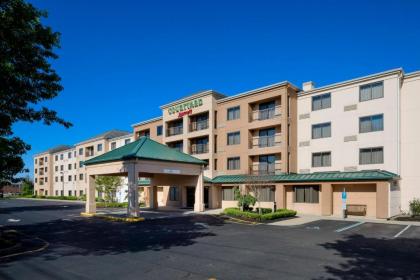 Courtyard by Marriot Cranbury South Brunswick - image 7