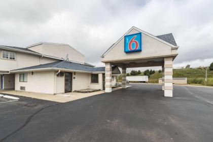 Motel 6-Crawfordsville IN - image 4