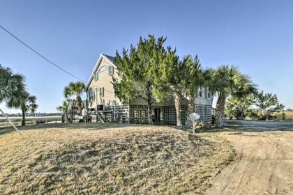 Waterfront Crawfordville Home on Live Oak Island! - image 15