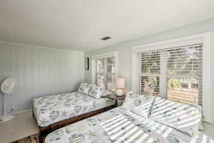 Waterfront Crawfordville Home on Live Oak Island! - image 2