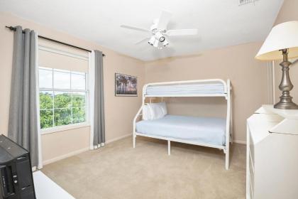 Tarpon Run 12 3 Bedrooms Pool WiFi Sleeps 7 Walk to Beach - image 11