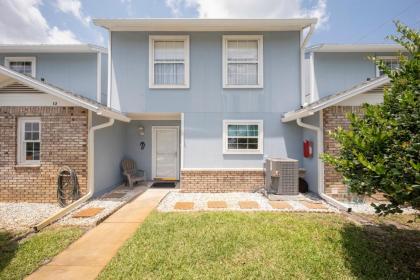 Tarpon Run 12 3 Bedrooms Pool WiFi Sleeps 7 Walk to Beach - image 15