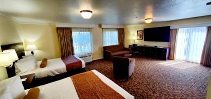 Best Western Plus Northwoods Inn - image 13