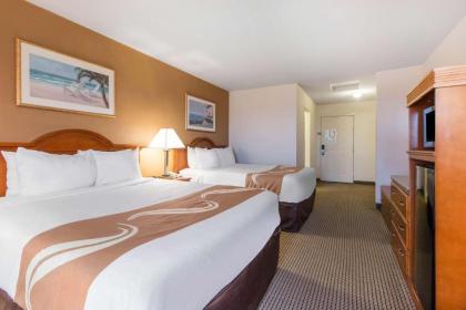 Quality Inn & Suites Redwood Coast - image 15