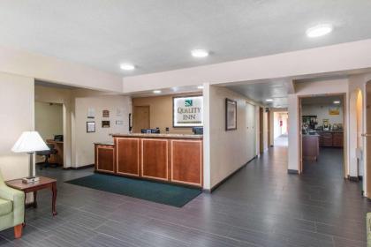 Quality Inn & Suites Redwood Coast - image 2