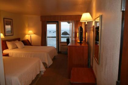 Oceanfront Lodge - image 10