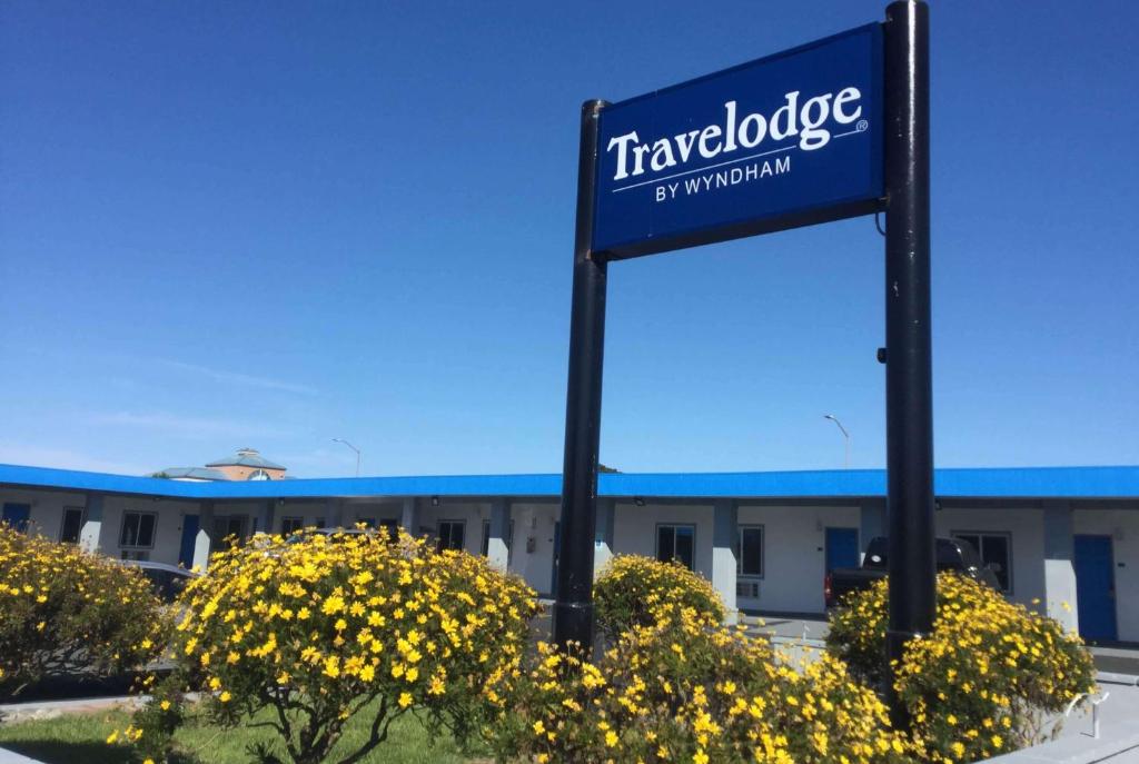 Travelodge by Wyndham Crescent City - main image