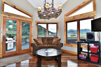 Pet Friendly Sleeps 22 48-Hour Cancellation Breathtaking Views with Hot Tub - Earhart - image 4