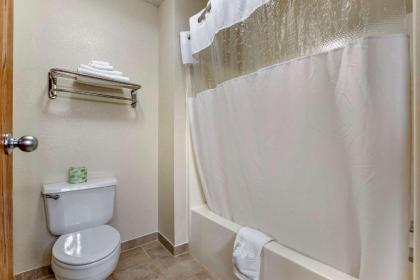 Quality Inn-Creston - image 7