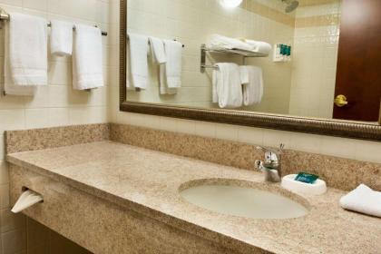 Drury Inn & Suites St. Louis Creve Coeur - image 12