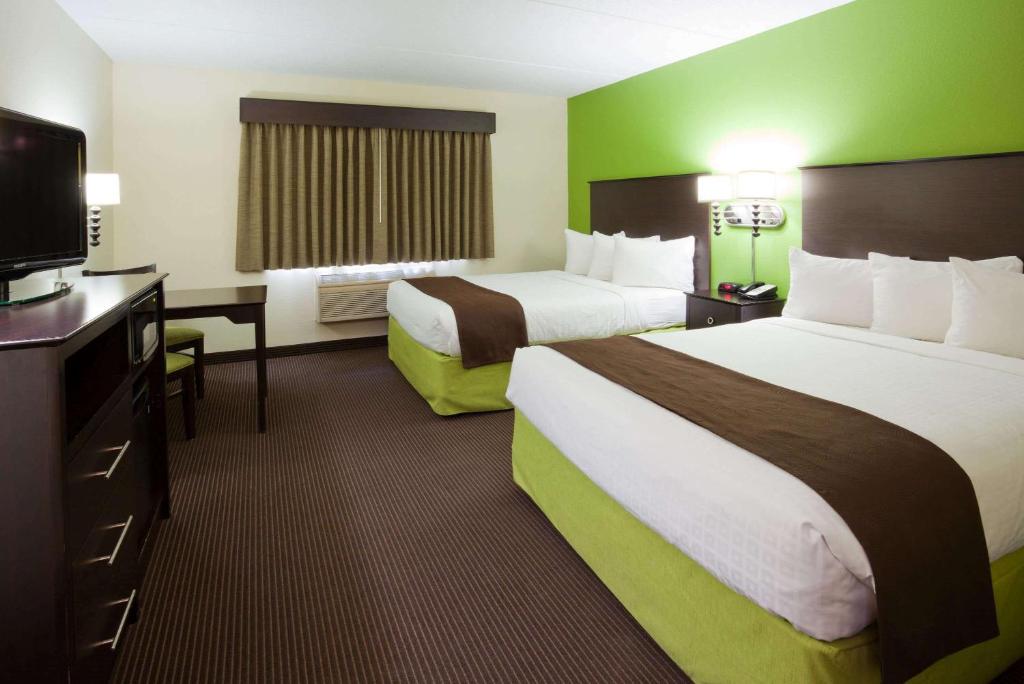 AmericInn by Wyndham Crookston U of M Crookston - image 3