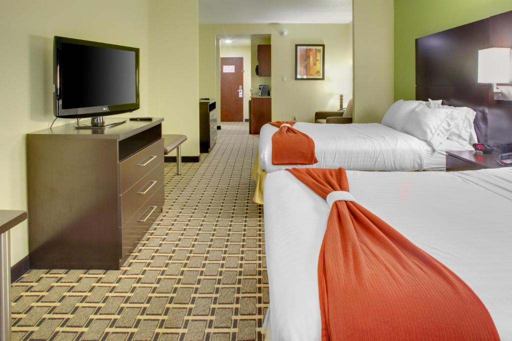 Holiday Inn Express & Suites Cross Lanes an IHG Hotel - image 2