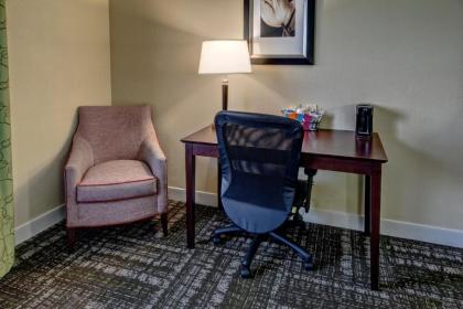 Hampton Inn Crossville - image 3