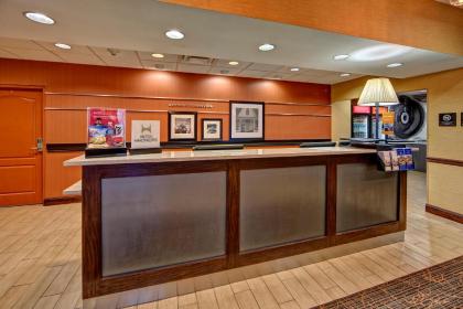 Hampton Inn Crossville - image 8