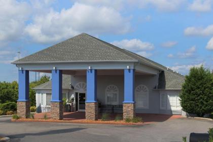 Quality Inn Crossville Near Cumberland Mountain State Park - image 6