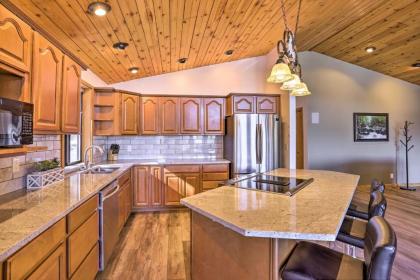 Upscale Cabin with Mountain Views and Large Game Room! - image 10