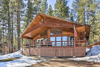 Upscale Cabin with Mountain Views and Large Game Room! - image 3