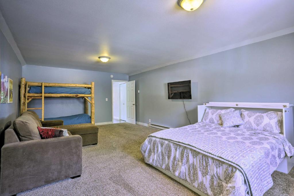 Garden Valley Apartment with Hot Tub and Mtn Views! - image 3