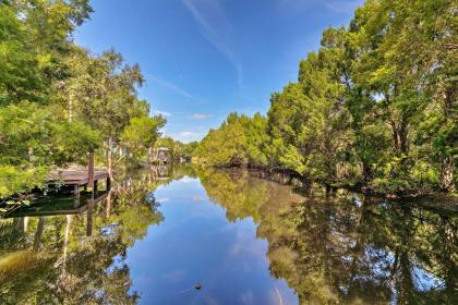 Crystal River Home with Dock 1 Mile to Boat Launch - image 13