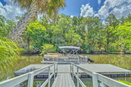 Waterfront Home with Kayaks Boat Fish and Hike! - image 3