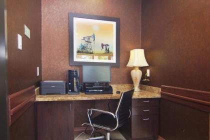 Americas Best Value Inn Cuero - image 13