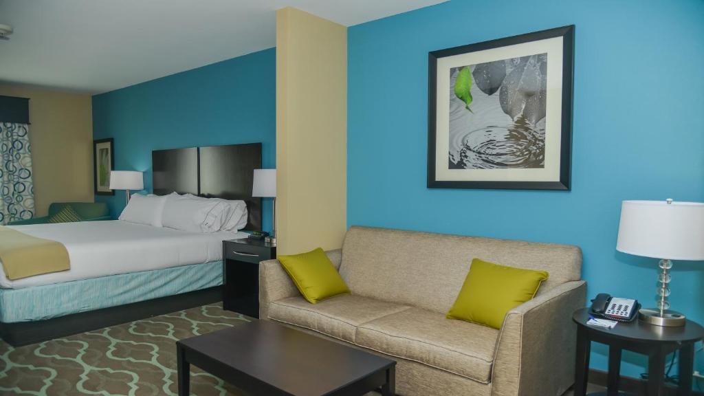 Holiday Inn Express Hotels & Suites Cuero an IHG Hotel - image 6