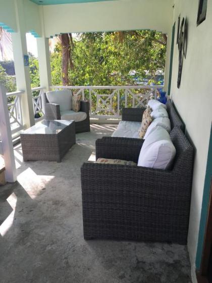 Mamacitas Guest House - image 12