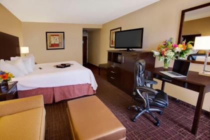 Hampton Inn Cullman - image 6