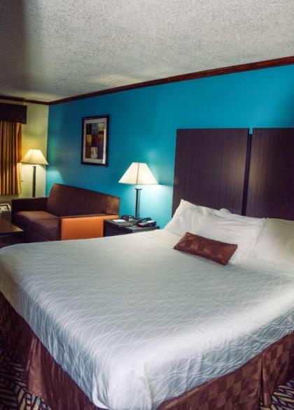 Best Western Fairwinds Inn - image 9