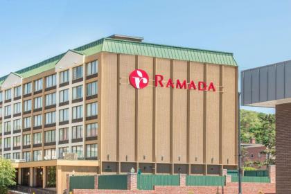 Ramada by Wyndham Cumberland Downtown Cumberland