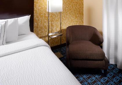 Fairfield Inn & Suites by Marriott Cumberland - image 12