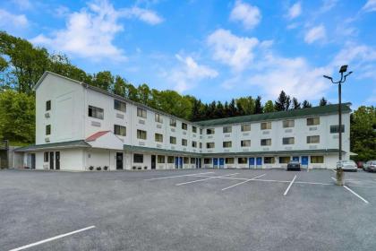 Motel 6-La Vale MD - Cumberland - image 6