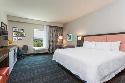 Hampton Inn Cumberland - image 8