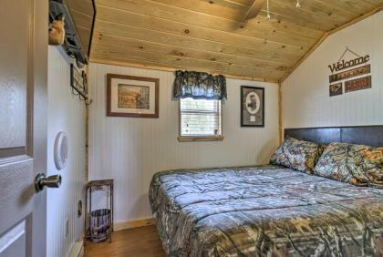 Cozy Cumberland Cabin in the Allegheny Mountains! - image 13