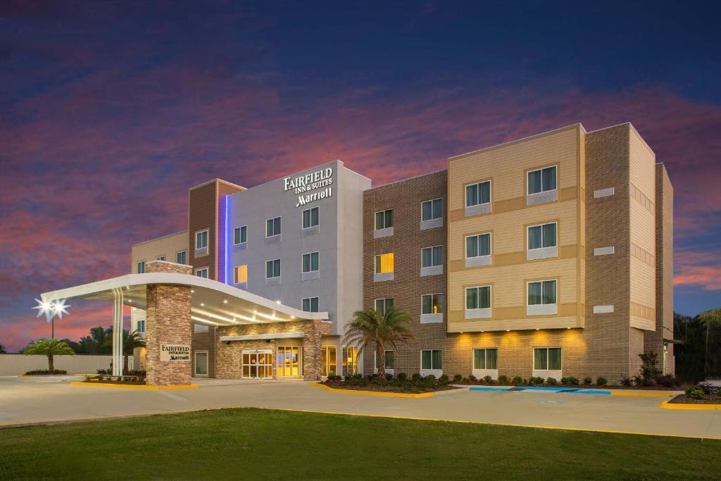 Fairfield Inn & Suites by Marriott Cut Off-Galliano - main image