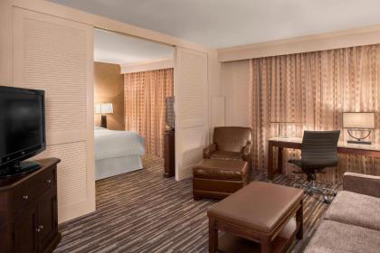 Sheraton Suites Akron Cuyahoga Falls - image 15