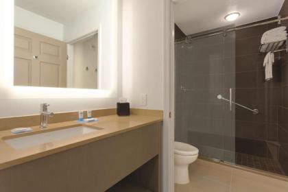 Hyatt House Cypress / Anaheim - image 7