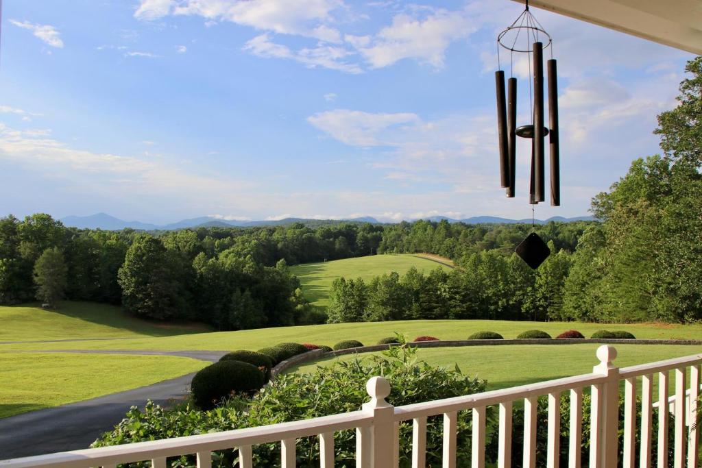 Dahlonega Resort and Vineyard - main image