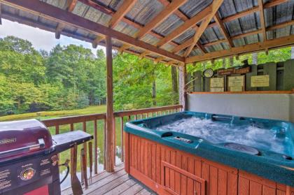 Secluded and Peaceful Family Retreat with Hot Tub! - image 10