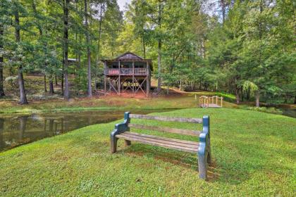 Secluded and Peaceful Family Retreat with Hot Tub! - image 11