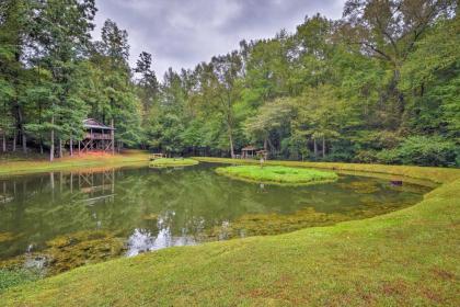 Secluded and Peaceful Family Retreat with Hot Tub! - image 2