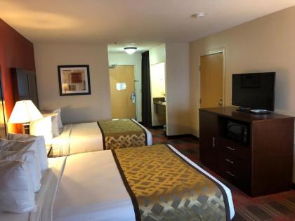 Best Western Dallas Inn & Suites - image 13