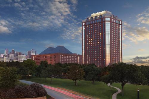 Hilton Anatole - main image