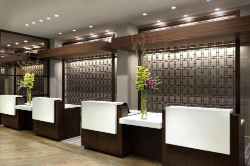 DoubleTree by Hilton Hotel Dallas Campbell Centre - image 5