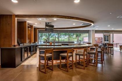 DoubleTree by Hilton Dallas-Farmers Branch - image 2