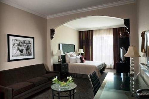 Hotel ZaZa Dallas - image 2